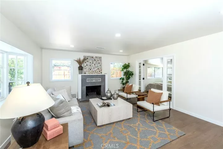 Property Photo:  173 N Waverly  CA 92866 