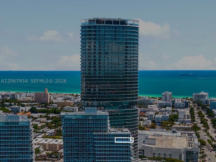 Property Photo:  520 West Ave 2101  FL 33139 