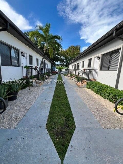Property Photo: 2121 SW 14th Ter 5 FL 33145