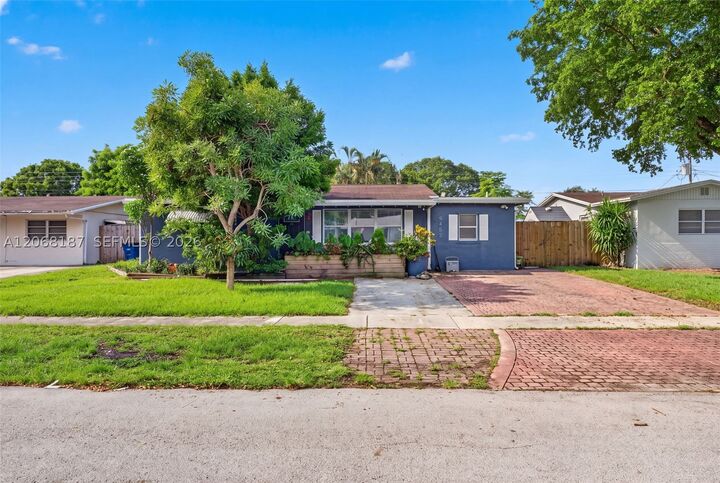 Property Photo:  9452 SW 52nd Ct  FL 33328 