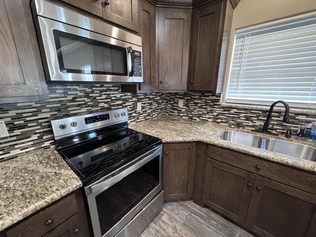 Property Photo:  2305 Washington Blvd  TX 77705 