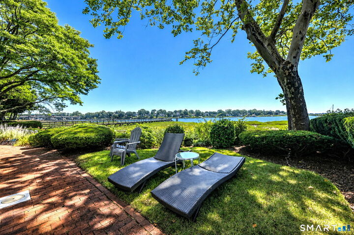Property Photo:  106 Ferry Court 106  CT 06614 