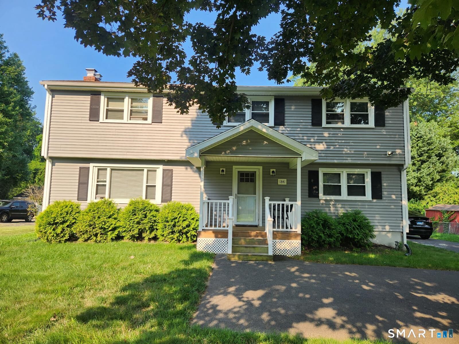 Property Photo:  1841 Main Street  CT 06108 