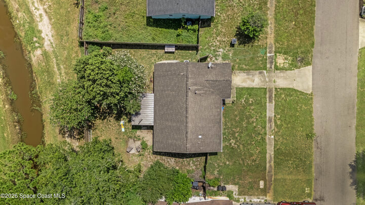 Property Photo:  1705 Privateer Drive  FL 32796 