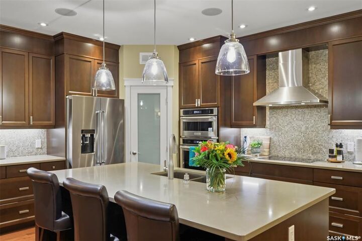 Property Photo:  431 Paton Place  SK S7W 0B8 