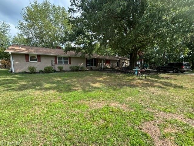 Property Photo:  1192 N Main Street  NC 27284 