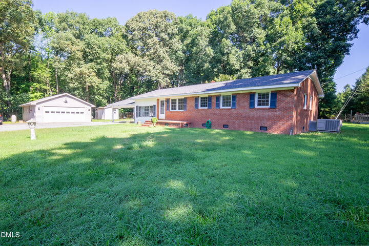 Property Photo: 942 Clyde Underwood Road NC 27344