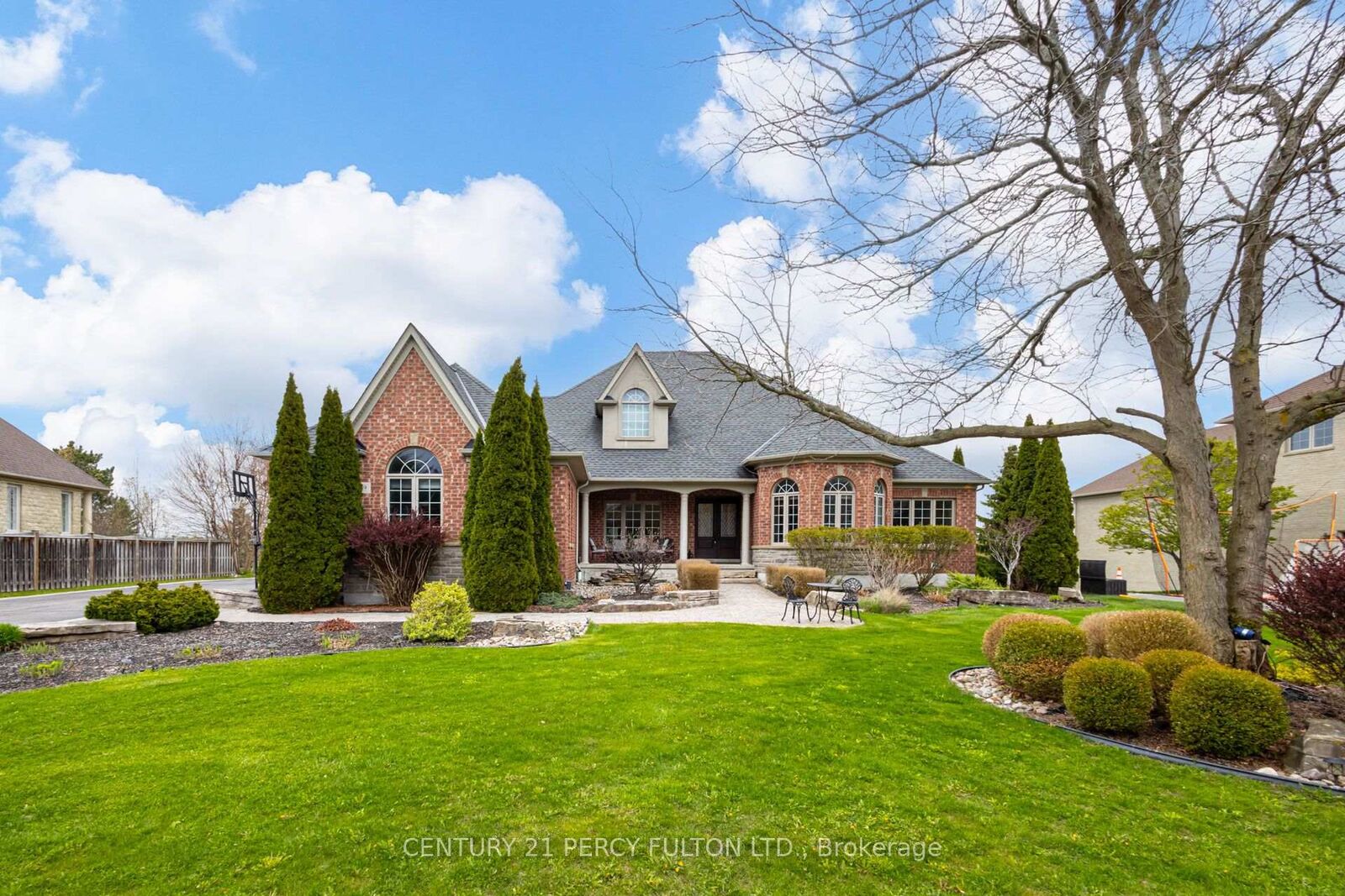 Property Photo:  19 Wilson House Drive  ON L0B 1A0 