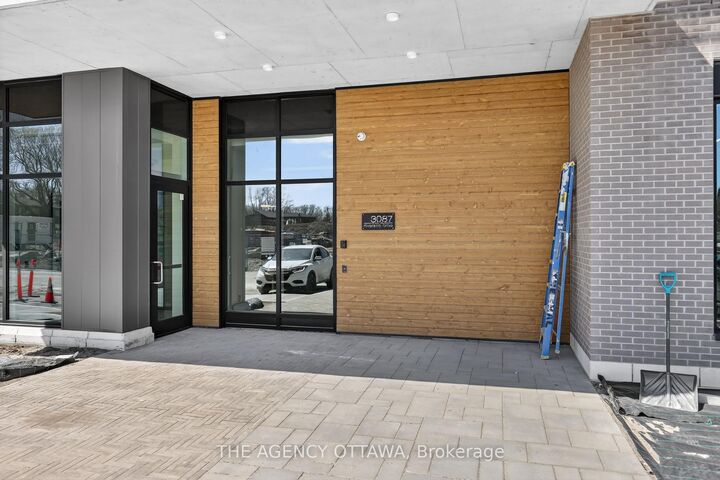 Property Photo: 3085 Riverside Drive 304 ON K1V 9R2