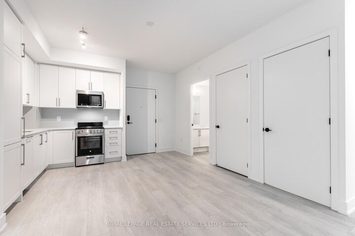 Property Photo: 2450 Old Bronte Road 325 ON L6M 5P6
