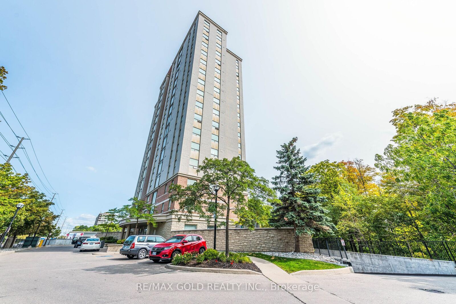 Property Photo:  200 Burnhamthorpe Road 1003  ON L5A 4L4 