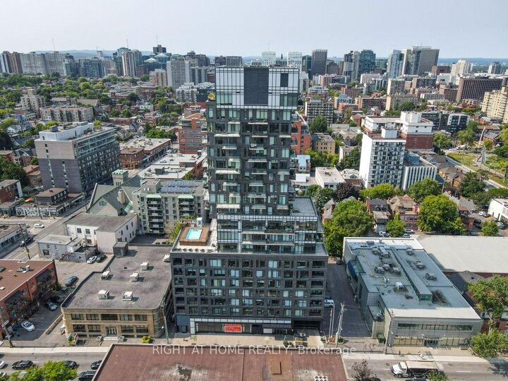 203 Catherine Street 705 — photo 1