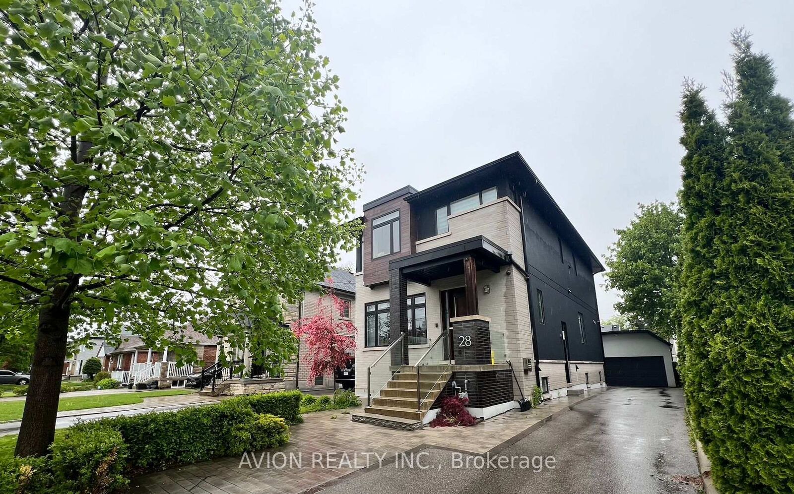 Property Photo:  28 Monarchdale Avenue Bsmt  ON M6M 2S7 