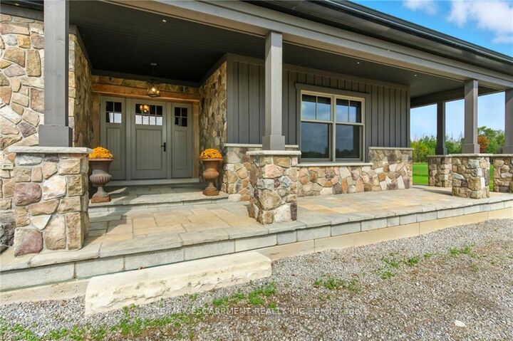 Property Photo: 437 6th Concession Road E ON L8B 1A3