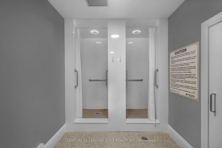 Property Photo: 442 Maple Ave Avenue 403 ON L7S 2L7