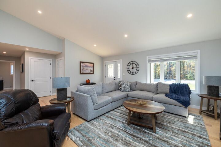 Property Photo:  611 Sixth Street N  ON N0H 2G0 
