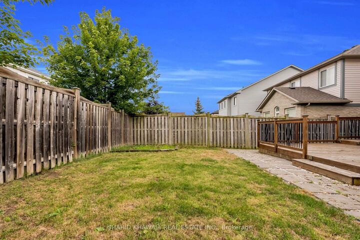 Property Photo: 1078 Easterbrook Crescent ON L9T 0C4