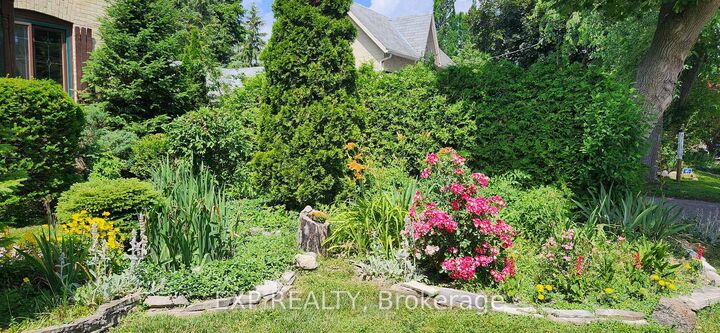 Property Photo: 181 Wildwood Avenue ON N6J 1B1