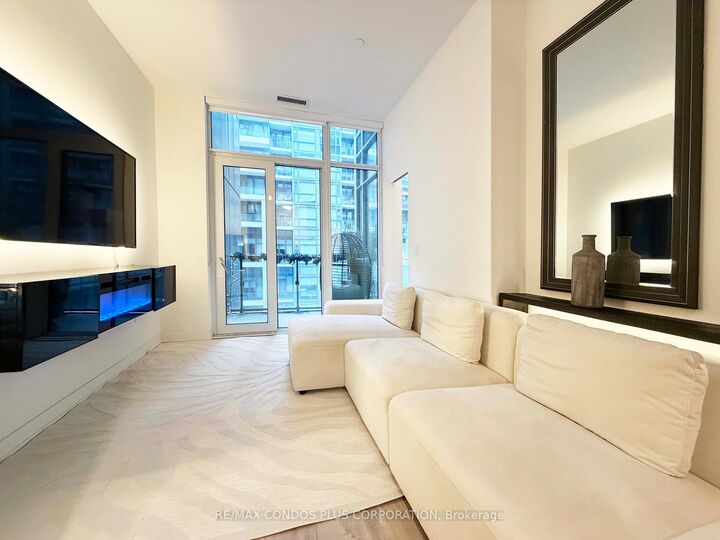 Property Photo: 60 Princess Street 1113 ON M5A 2C7