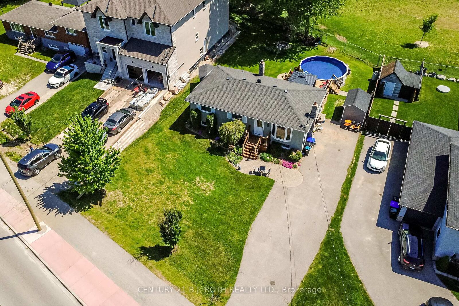 Property Photo: 671 Simcoe Road ON L3Z 4B4