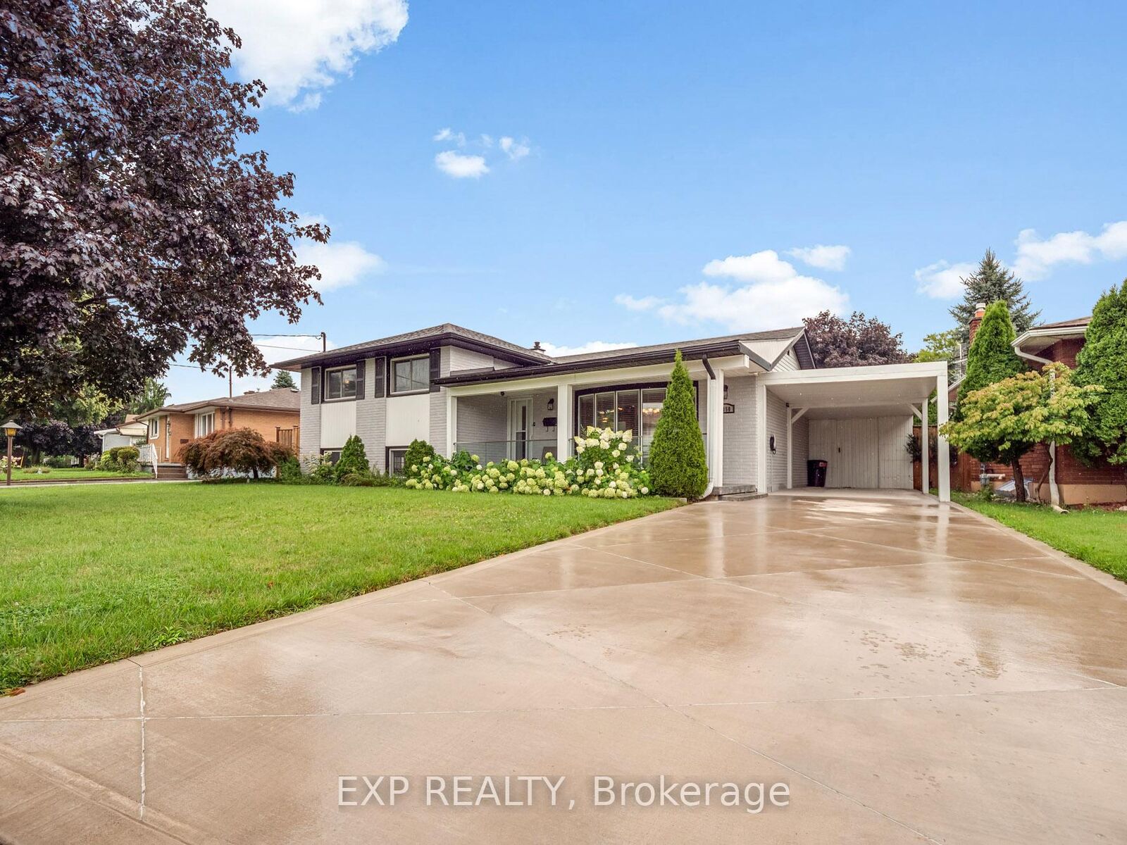 Property Photo: 6450 Caledonia (Upper) Street ON L2G 5A3