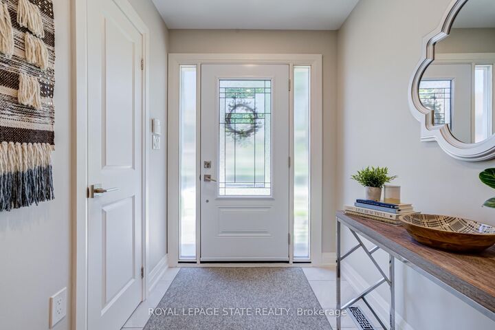 Property Photo: 502 Barton Street 27 ON L8E 5B5