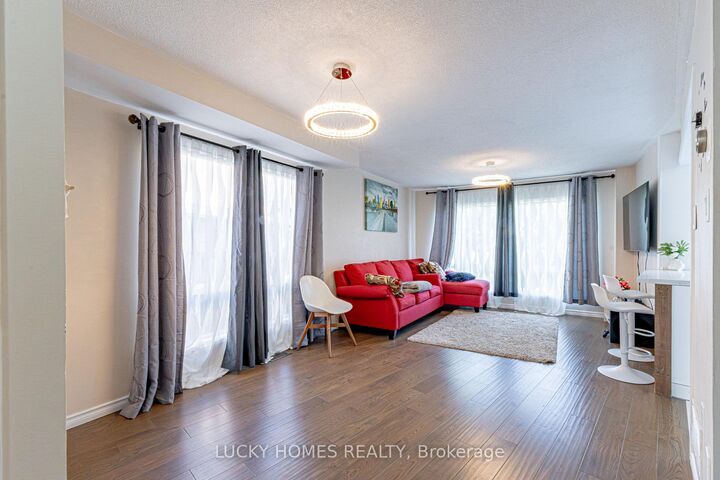 Property Photo: 65 Lyfytt Crescent ON L4N 7X5