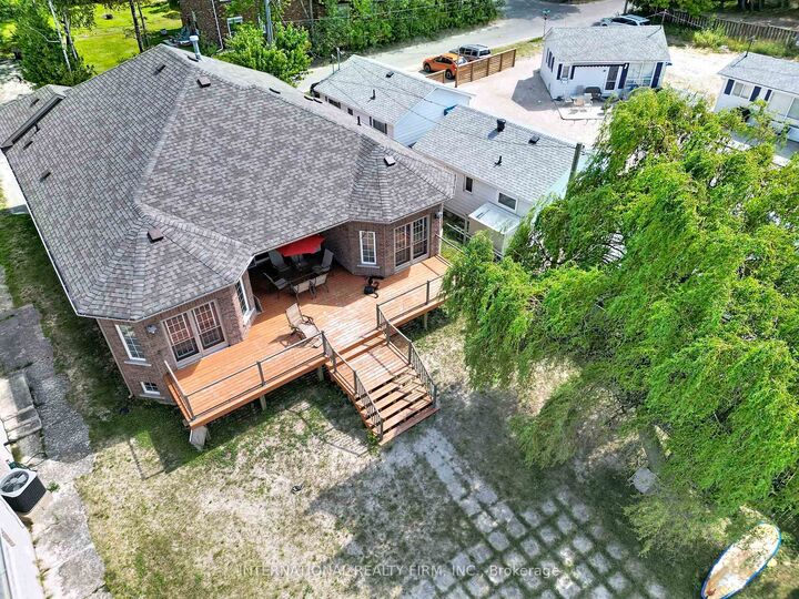 Property Photo: 966 Shore Lane ON L9Z 2B4