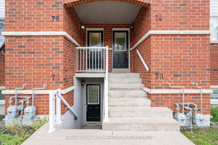 Property Photo: 243 Ferndale Drive S 76 ON L4N 0T6