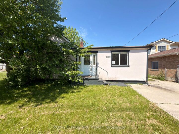557 Geneva Street — photo 1