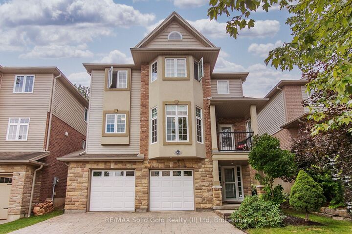 563 Woolgrass Avenue — photo 1