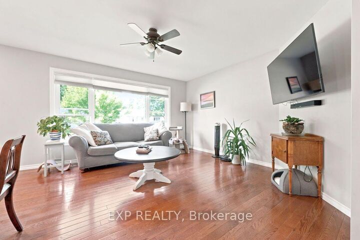 Property Photo: 493 Fortington Street ON K7V 1E3