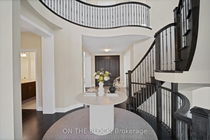 Property Photo: 24 Whitewood Drive ON L4A 1R9