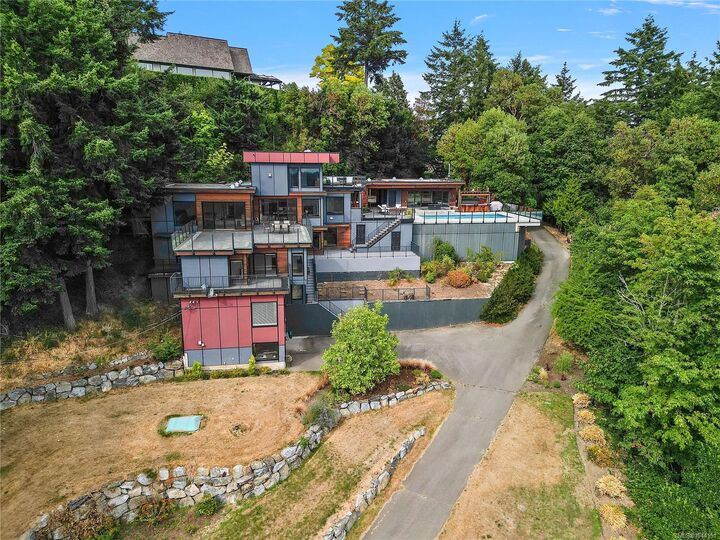 Property Photo: 11295 Acorn Pl BC V8L 5K7