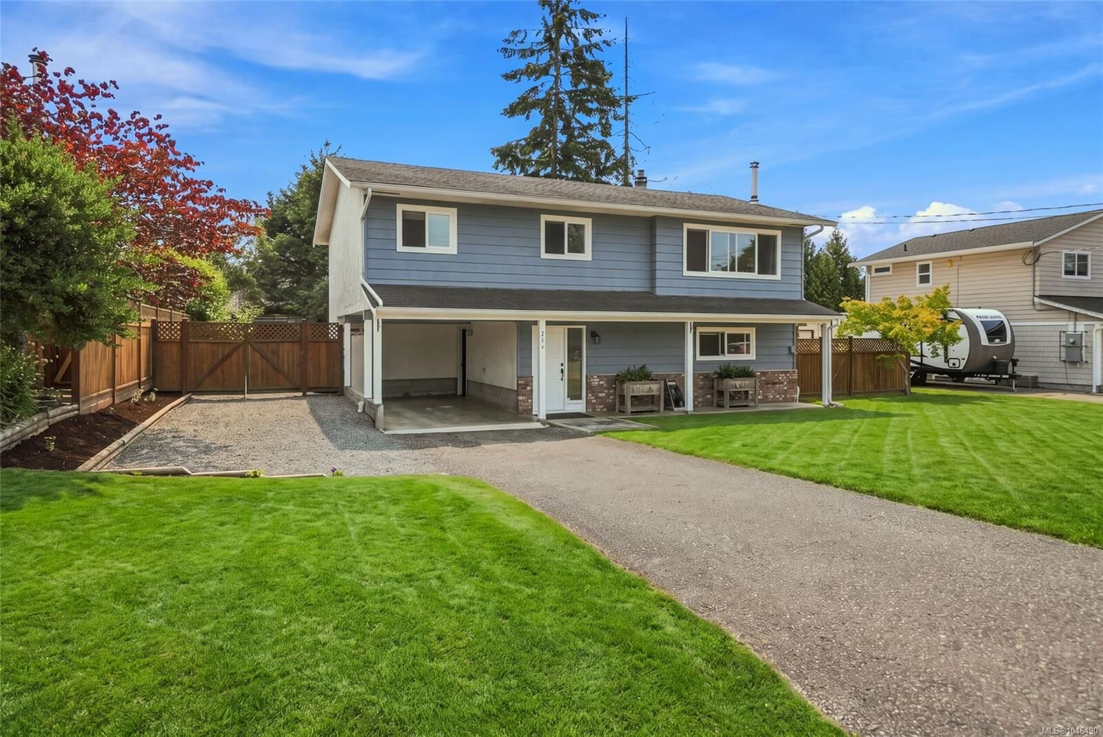 Property Photo:  744 Newcastle Ave  BC V9P 1G1 