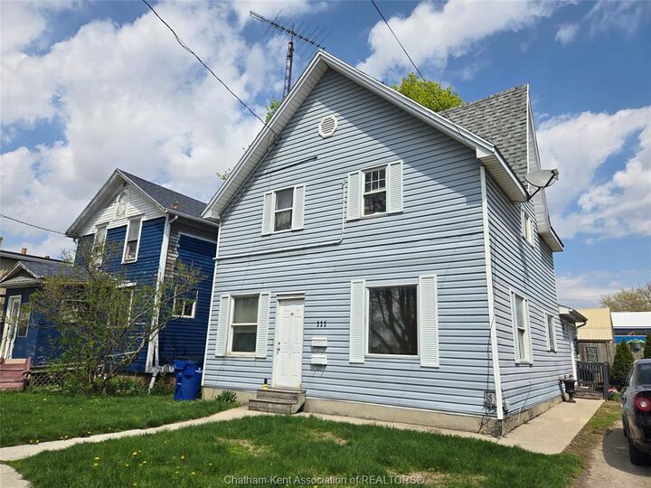 Property Photo:  111 St George Street  ON N7M 4P3 