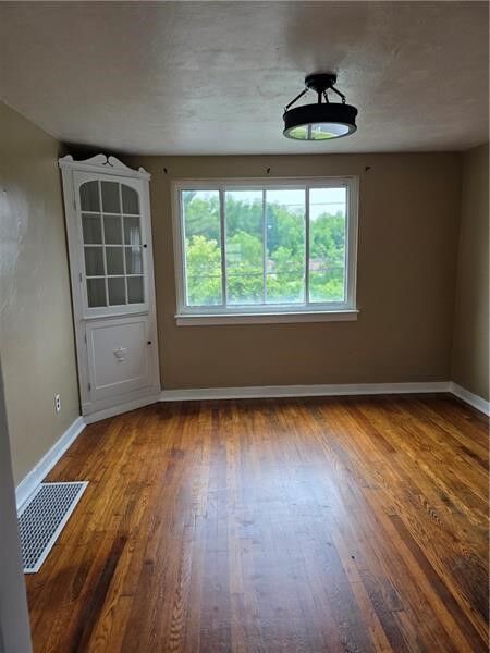 Property Photo:  155 Pennoak Dr  PA 15235 