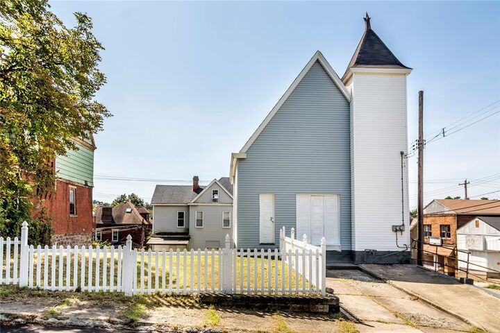 Property Photo:  615 Beltzhoover Avenue  PA 15210 