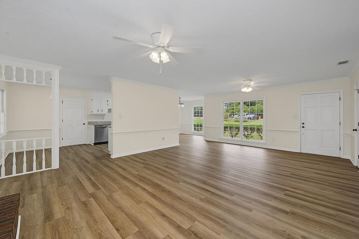 Property Photo:  104 Honeysuckle  GA 31705 