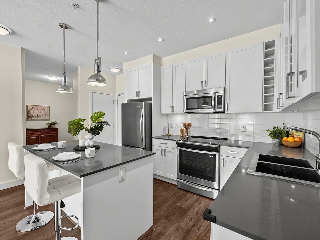 Property Photo:  16398 64 Avenue 202  BC V3S 6X6 