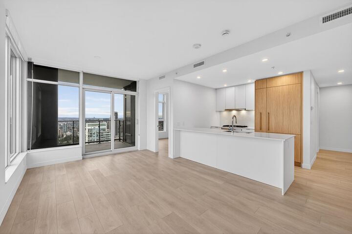 537 Cottonwood Avenue 2302 — photo 1