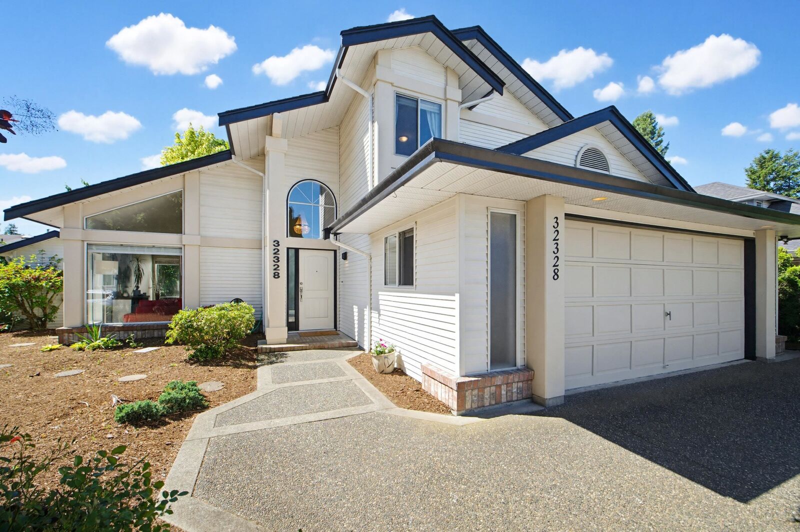 Property Photo: 32328 Slocan Drive BC V2T 5C9