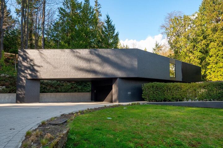 4181 Rose Crescent — photo 1