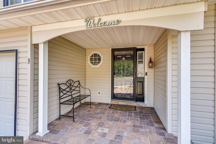 Property Photo:  3 Kenneth Court  NJ 08620 
