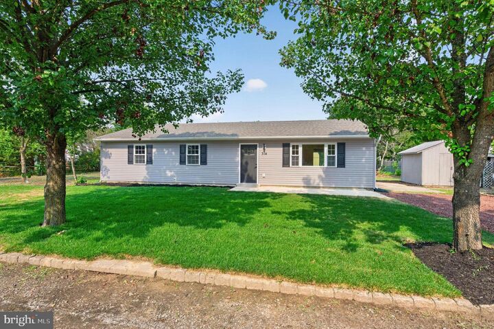 Property Photo:  314 Piute Trail  NJ 08015 