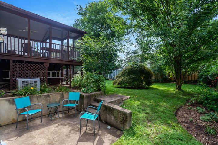 Property Photo: 5854 26th Street N VA 22207