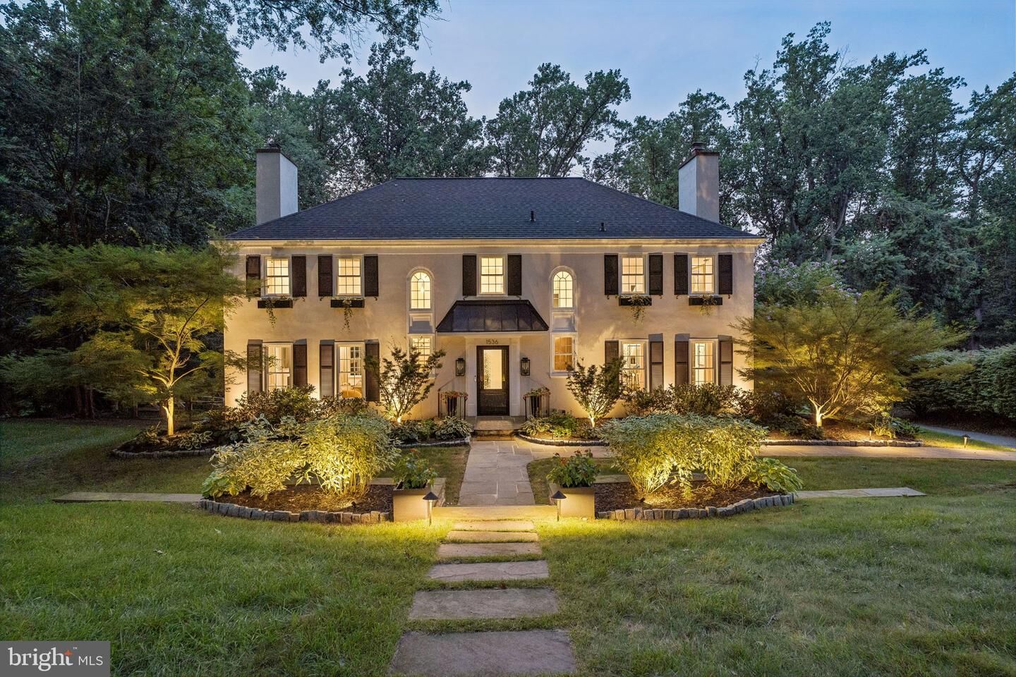 Property Photo: 1536 Monticello Drive PA 19035