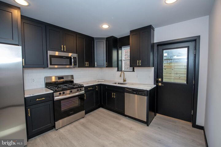 Property Photo: 1512 S Beulah Street PA 19147