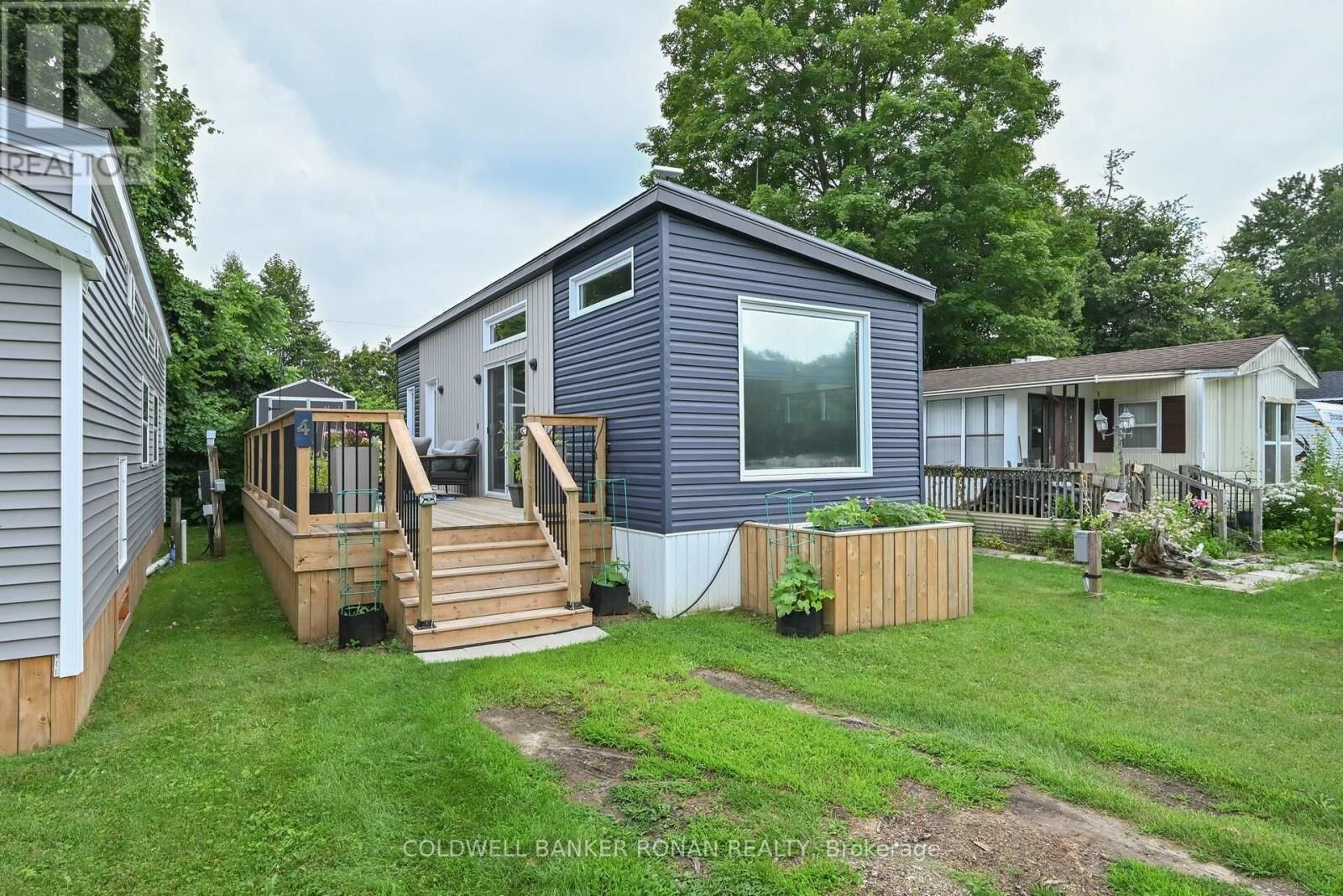 Property Photo: 285 Cryderman Sideroad 4 ON L0E 1R0