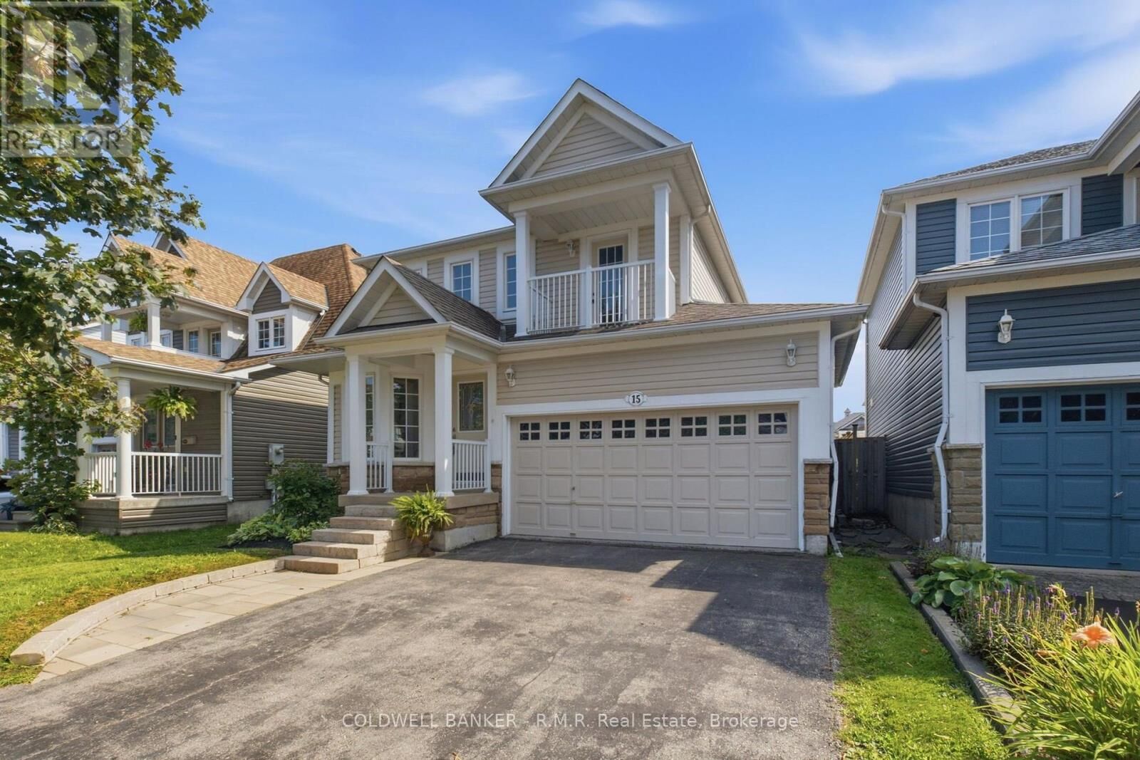 Property Photo: 15 Schooner Lane ON L1B 1N5